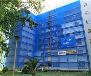 Edifício sito na Rua Adelaide Estrada - Porto